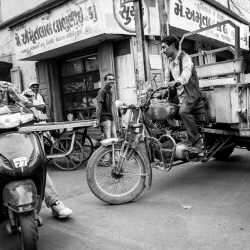 PhotoA_streetsofIndia_17